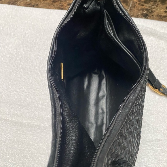 Ganson Black Woven Side Fringe Handbag - Picture 9 of 10